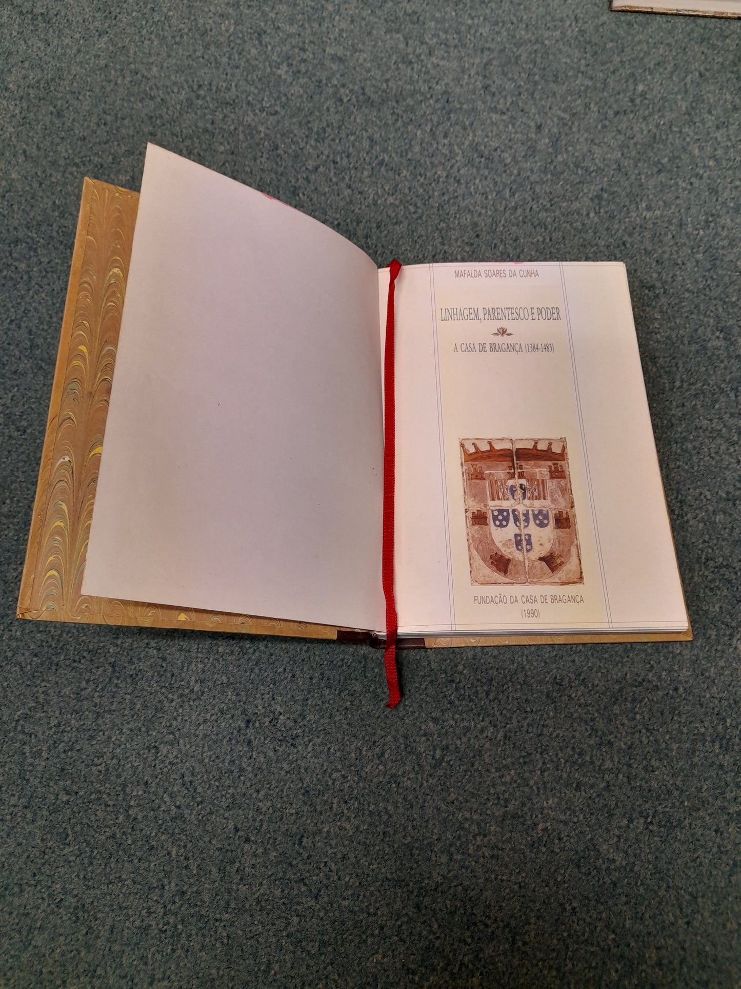 LINHAGEM, PARENTESCO E PODER - A CASA DE BRAGANÇA (1384- 1483)