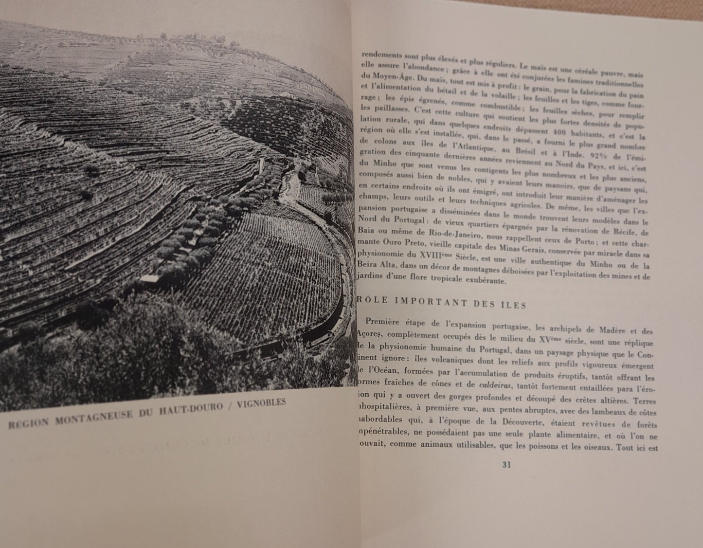 PORTUGAL - HUIT SIÉCLES D`HISTOIRE AU SERVICE DE LA VALORISATION DE L`HOMME ET DU RAPPROCHEMENT ENTRE LES PEUPLES.