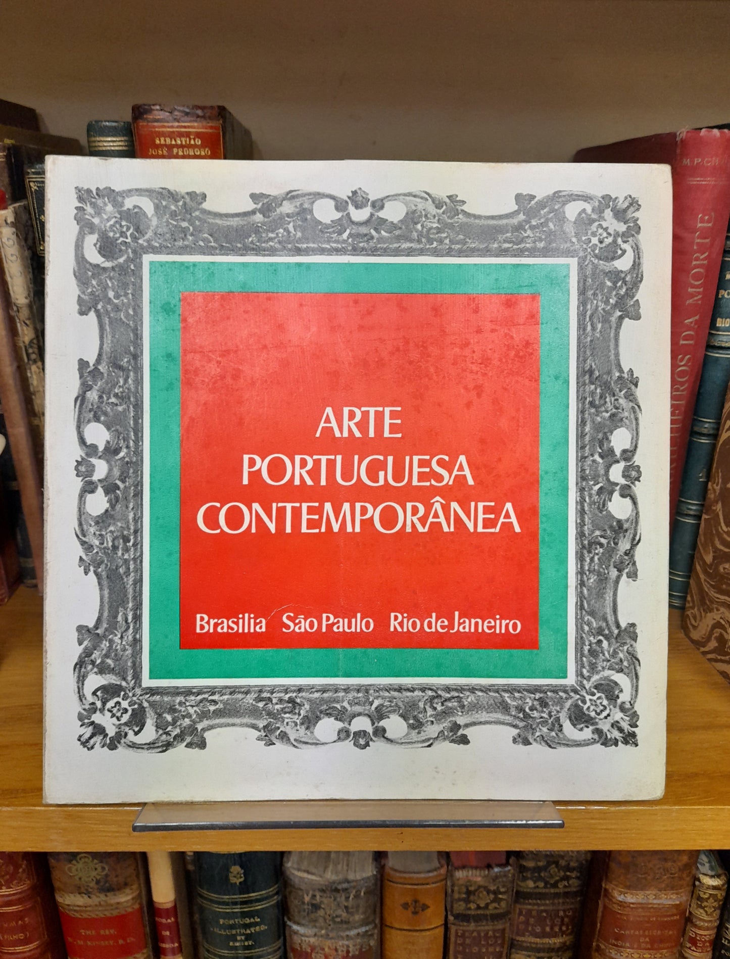 ARTE PORTUGUESA CONTEMPORÂNEA