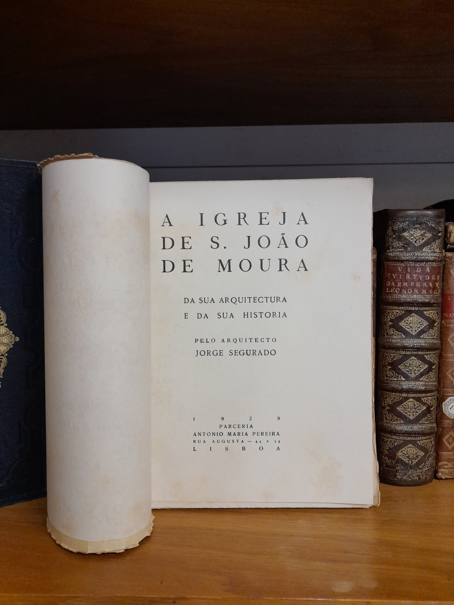 A IGREJA DE S. JOÃO DE MOURA