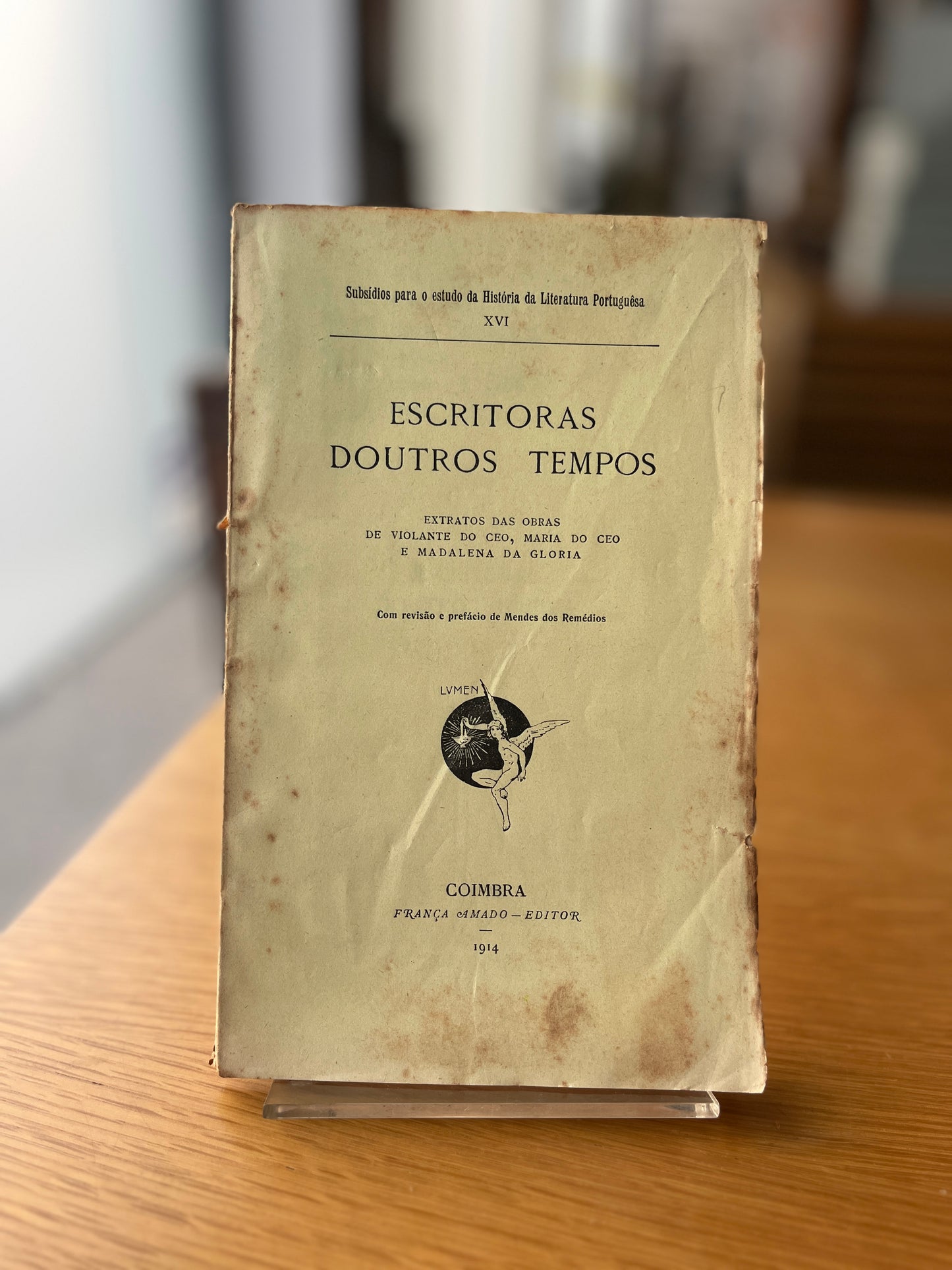 ESCRITORAS DOUTROS TEMPOS