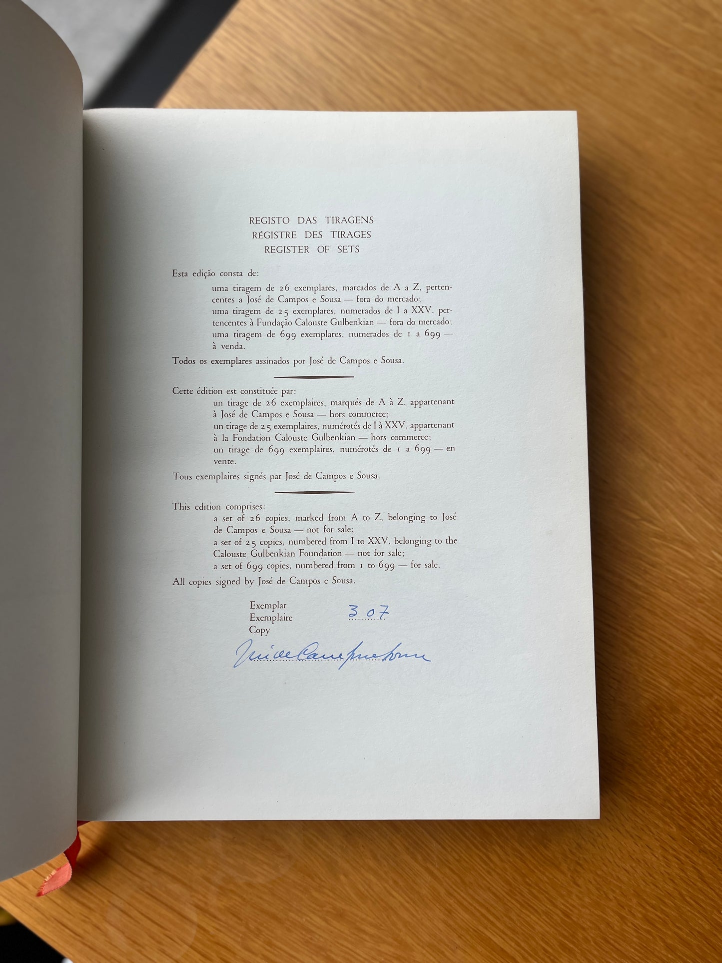 LIVRO DE BRAZOENS / LIVRE DE BLASONS / BOOK OF COATS OF ARMS