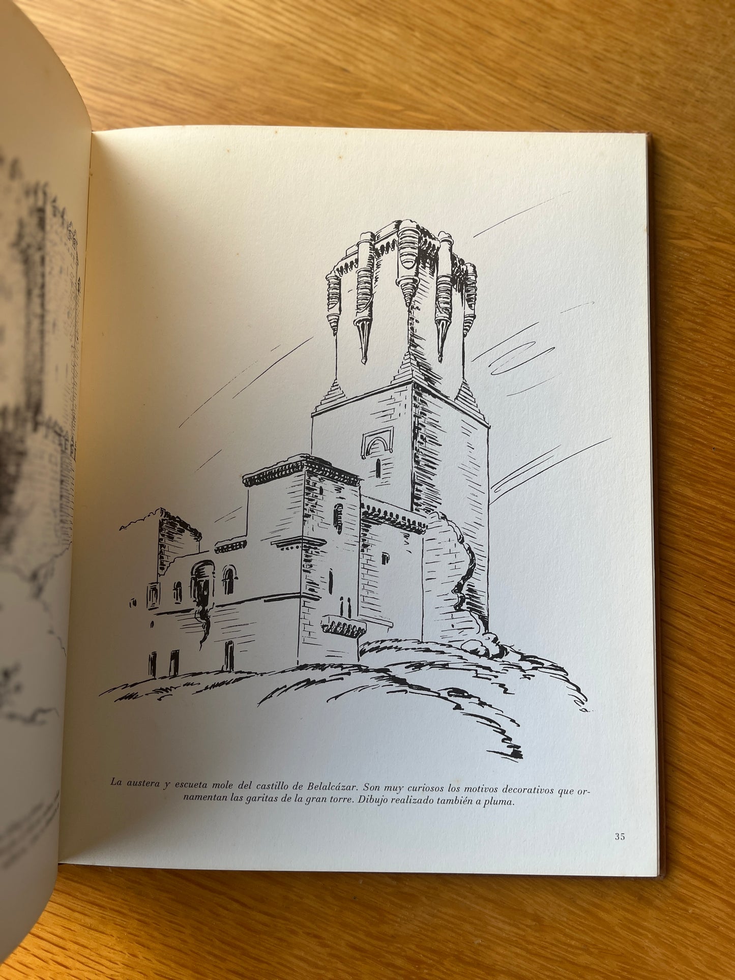 DIBUJANDO CASTILLOS