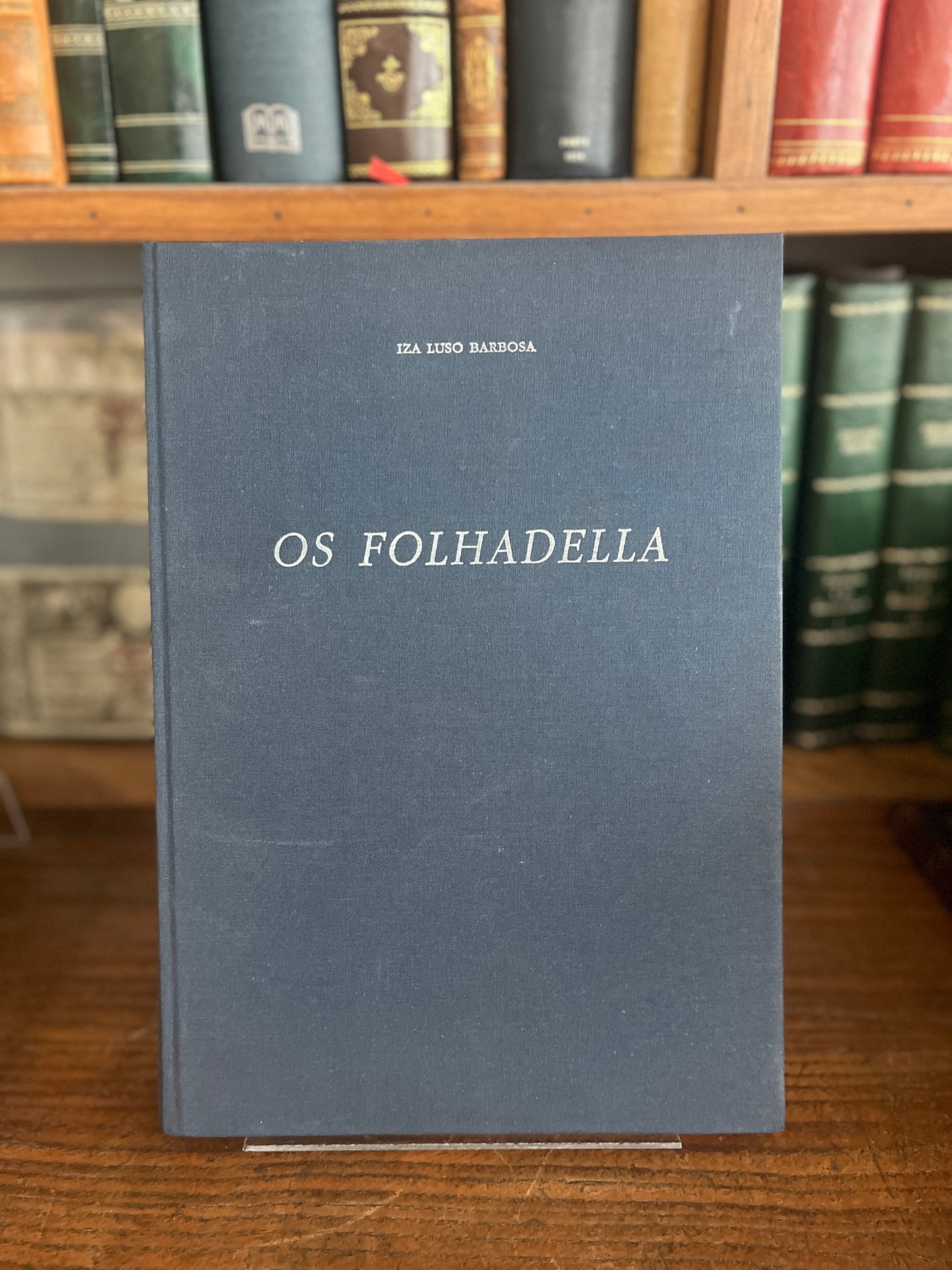 OS FOLHADELA