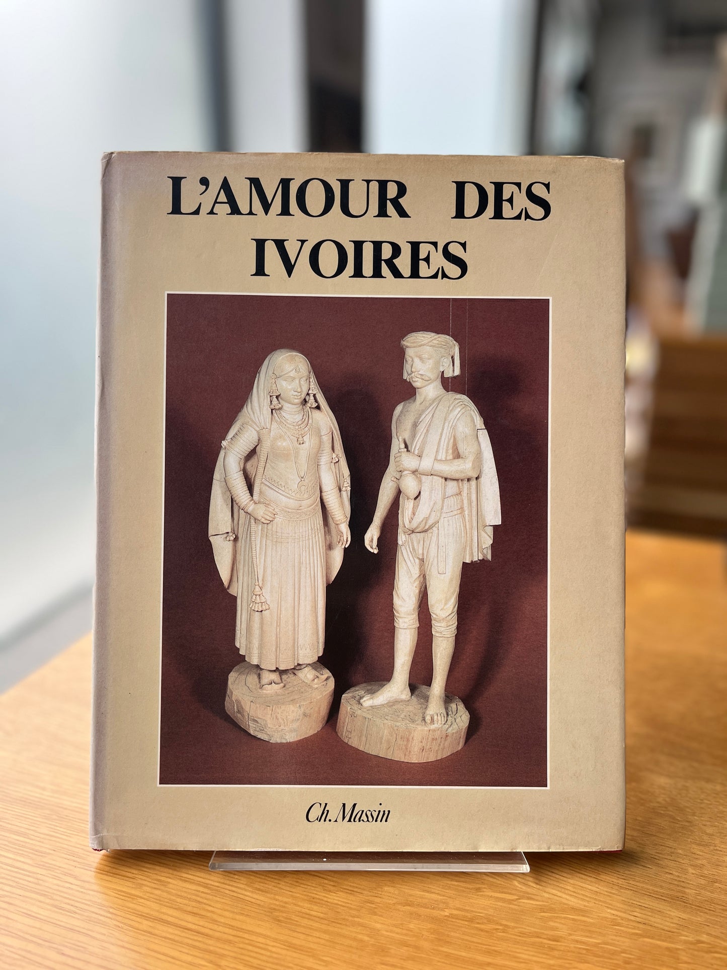 L'AMOUR DES IVOIRES