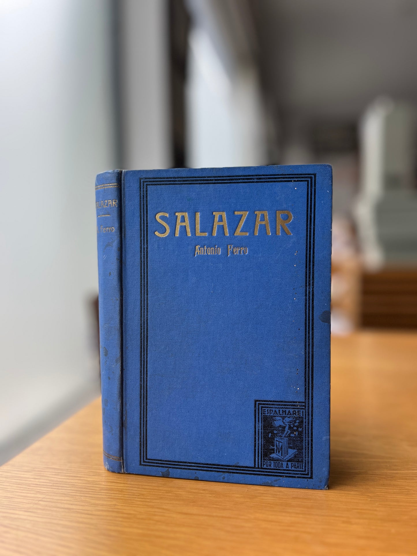 SALAZAR, O HOMEM E A SUA OBRA