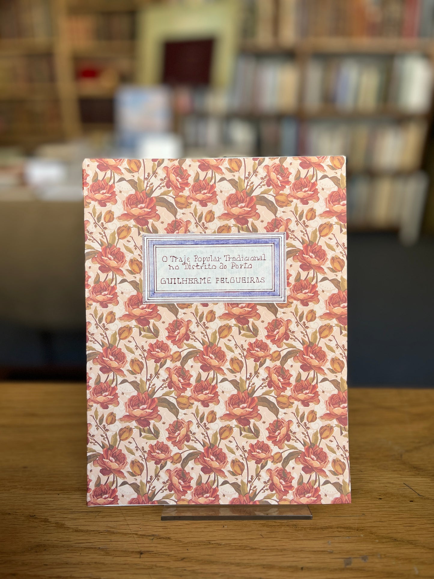 O TRAJE POPULAR TRADICIONAL NO DISTRITO DO PORTO