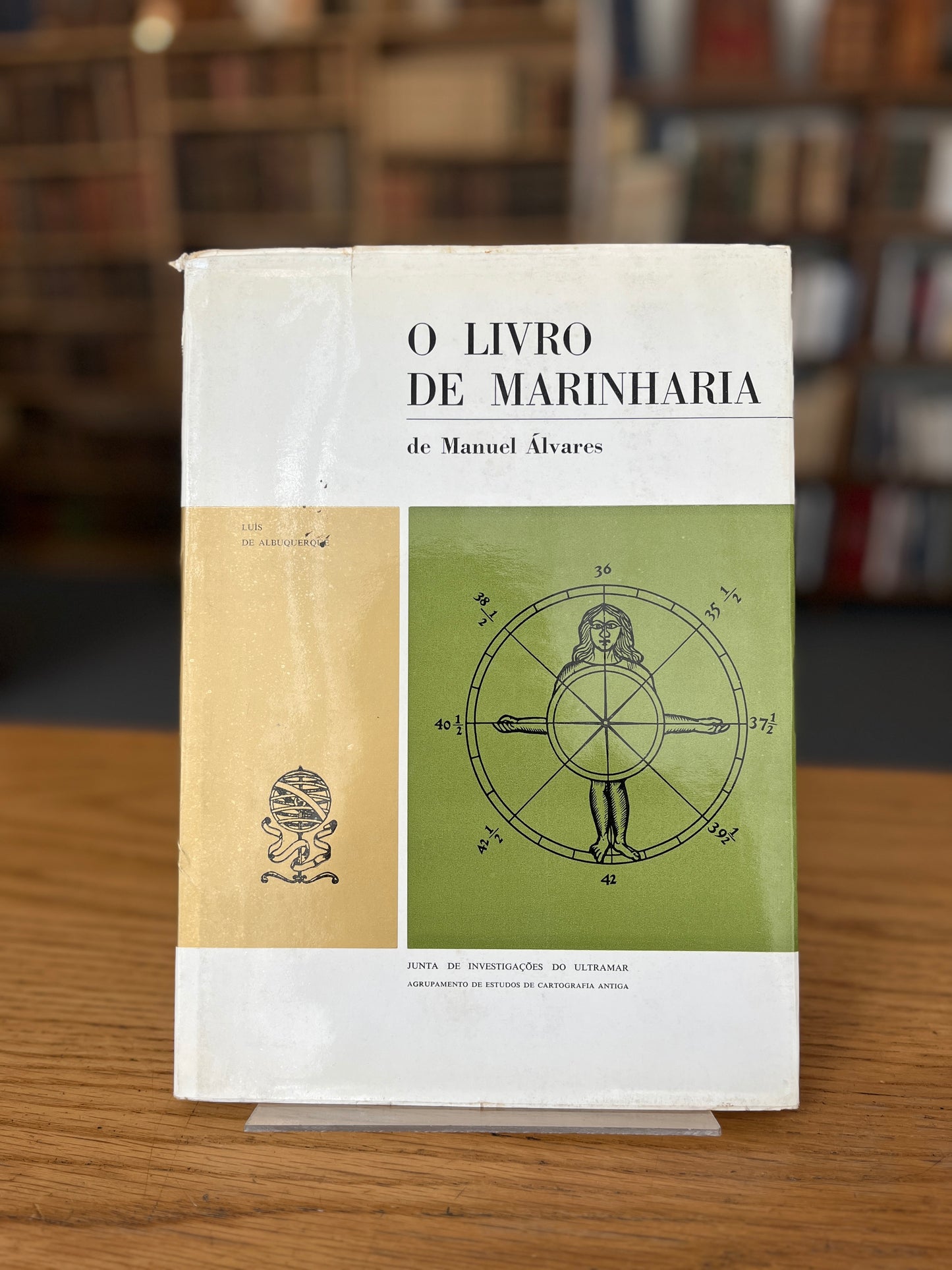 O LIVRO DE MARINHARIA MANUEL ÁLVARES