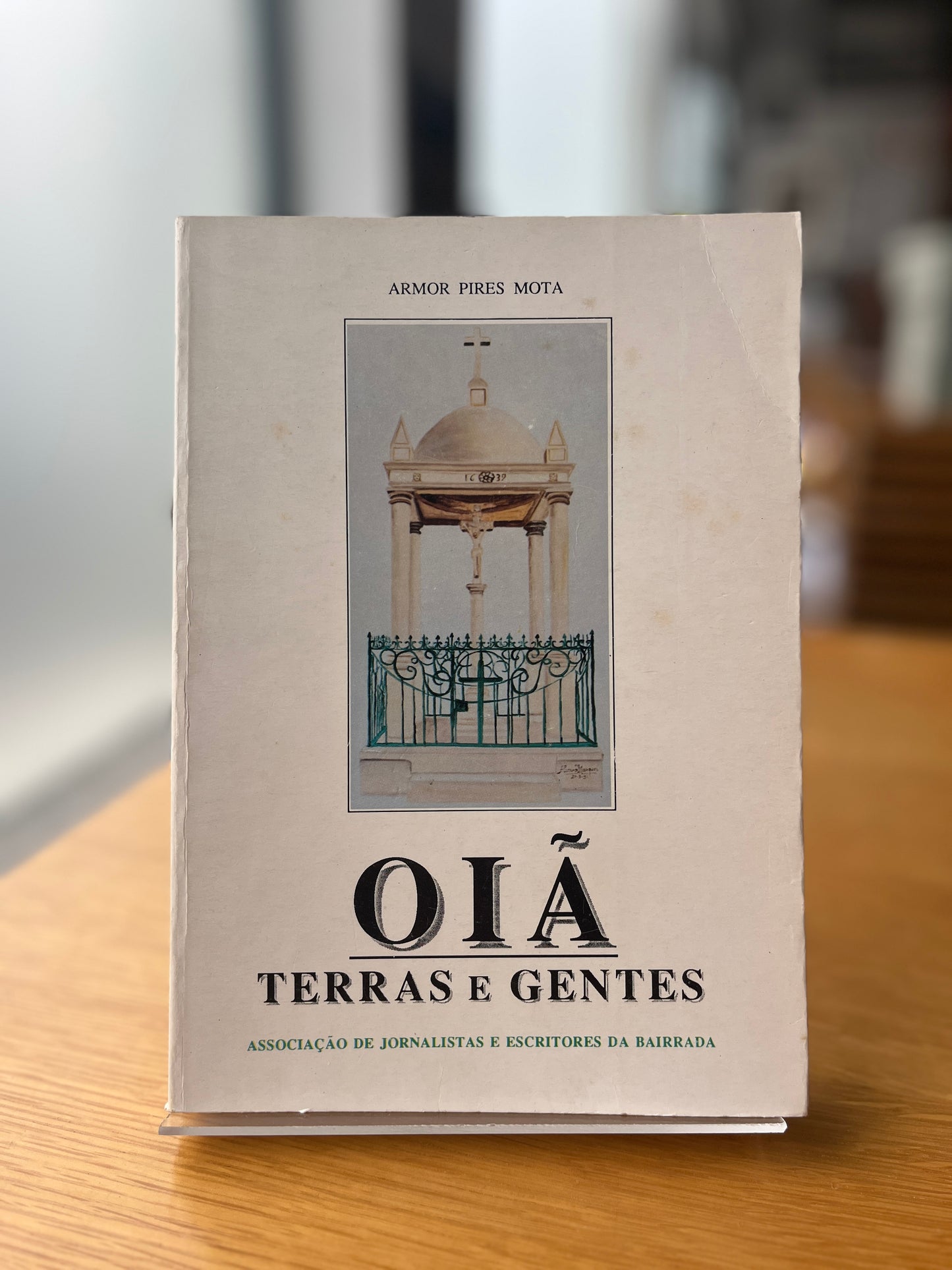 OIÃ, TERRAS E GENTES