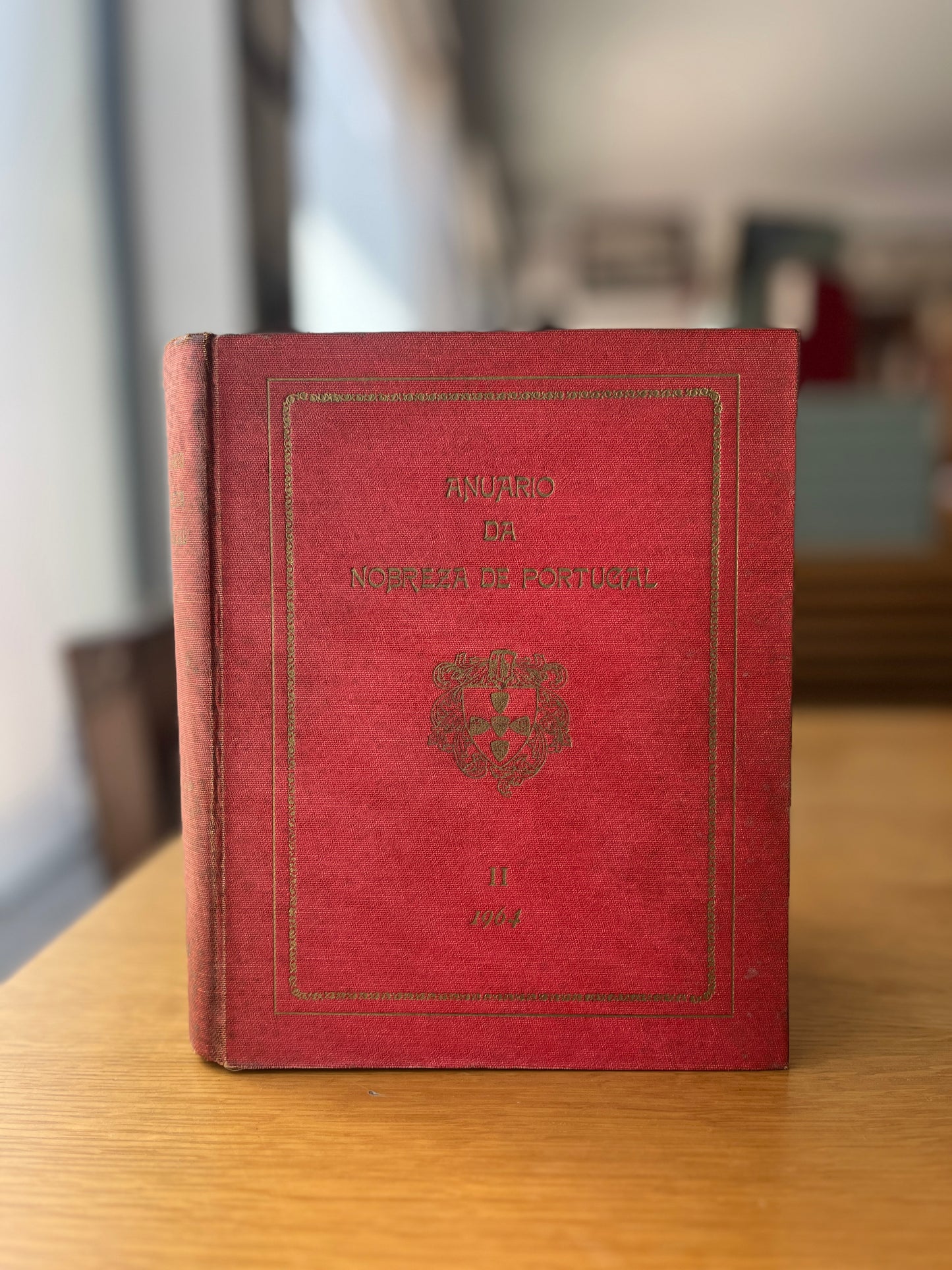 ANUÁRIO DA NOBREZA DE PORTUGAL - I I - 1964