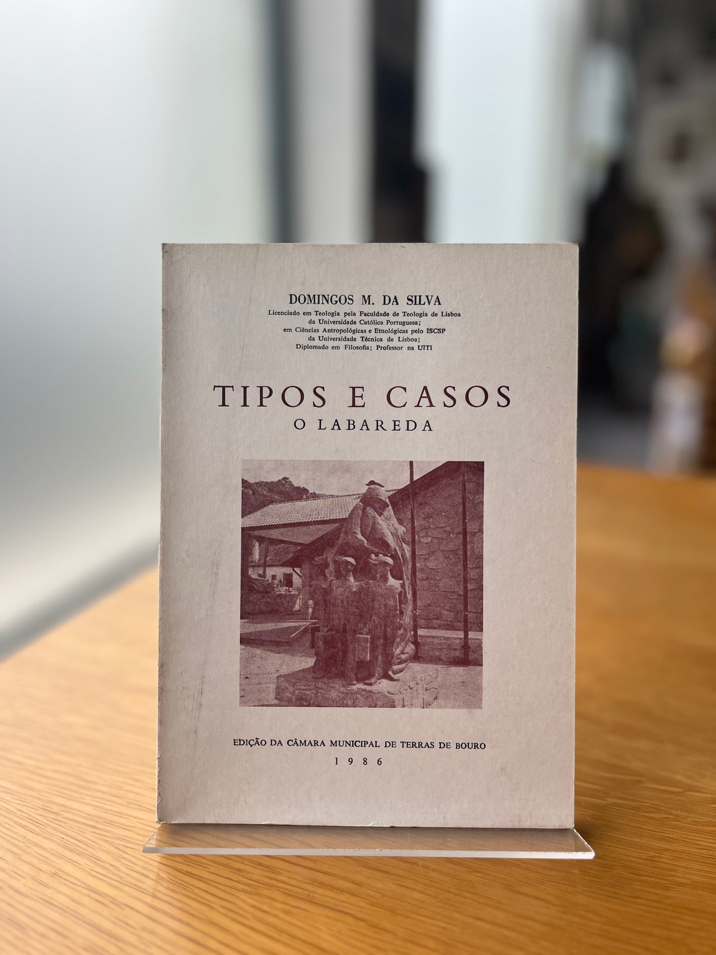 TIPOS E CASOS, O LABAREDA