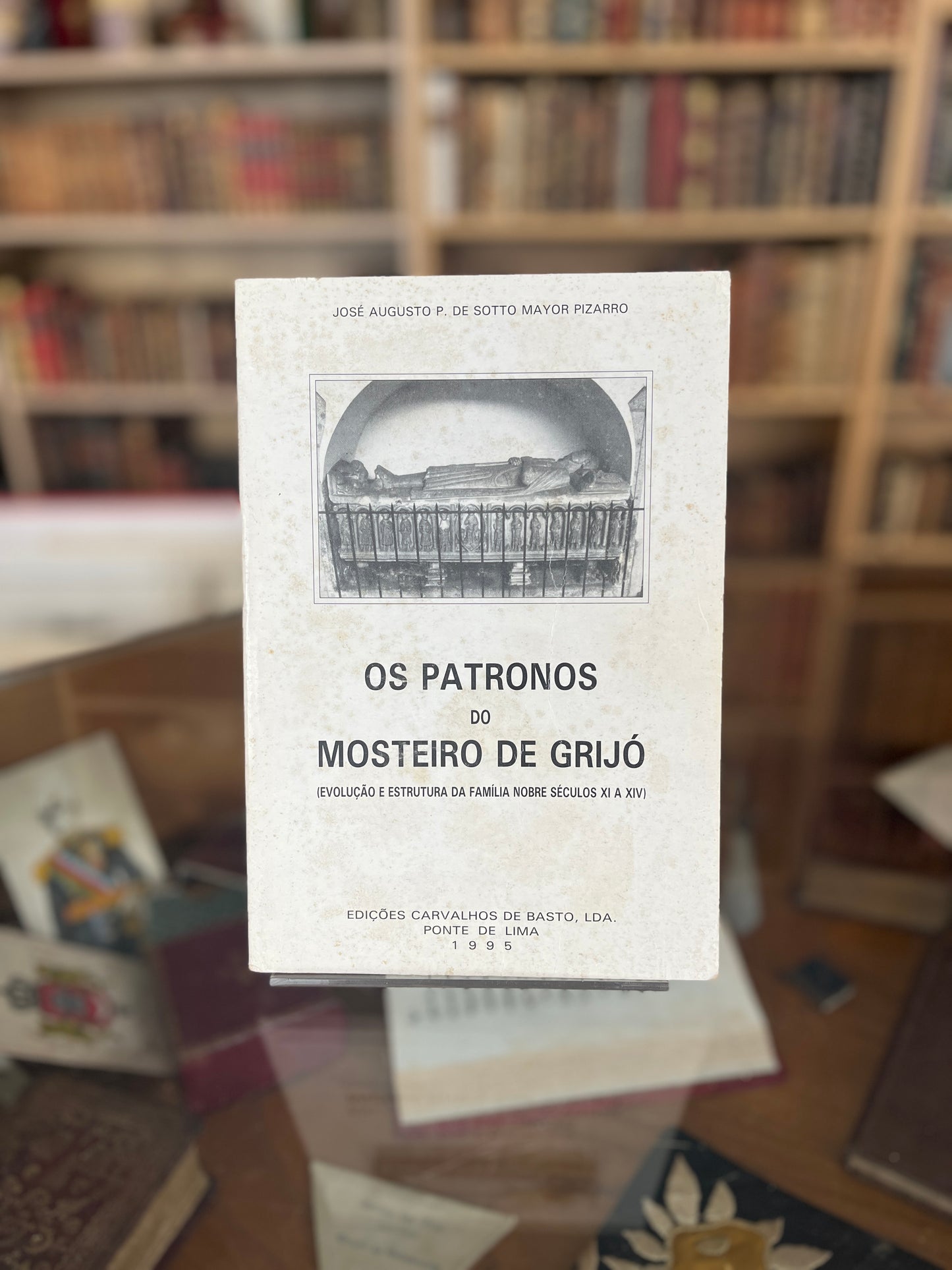 OS PATRONOS DO MOSTEIRO DE GRIJÓ