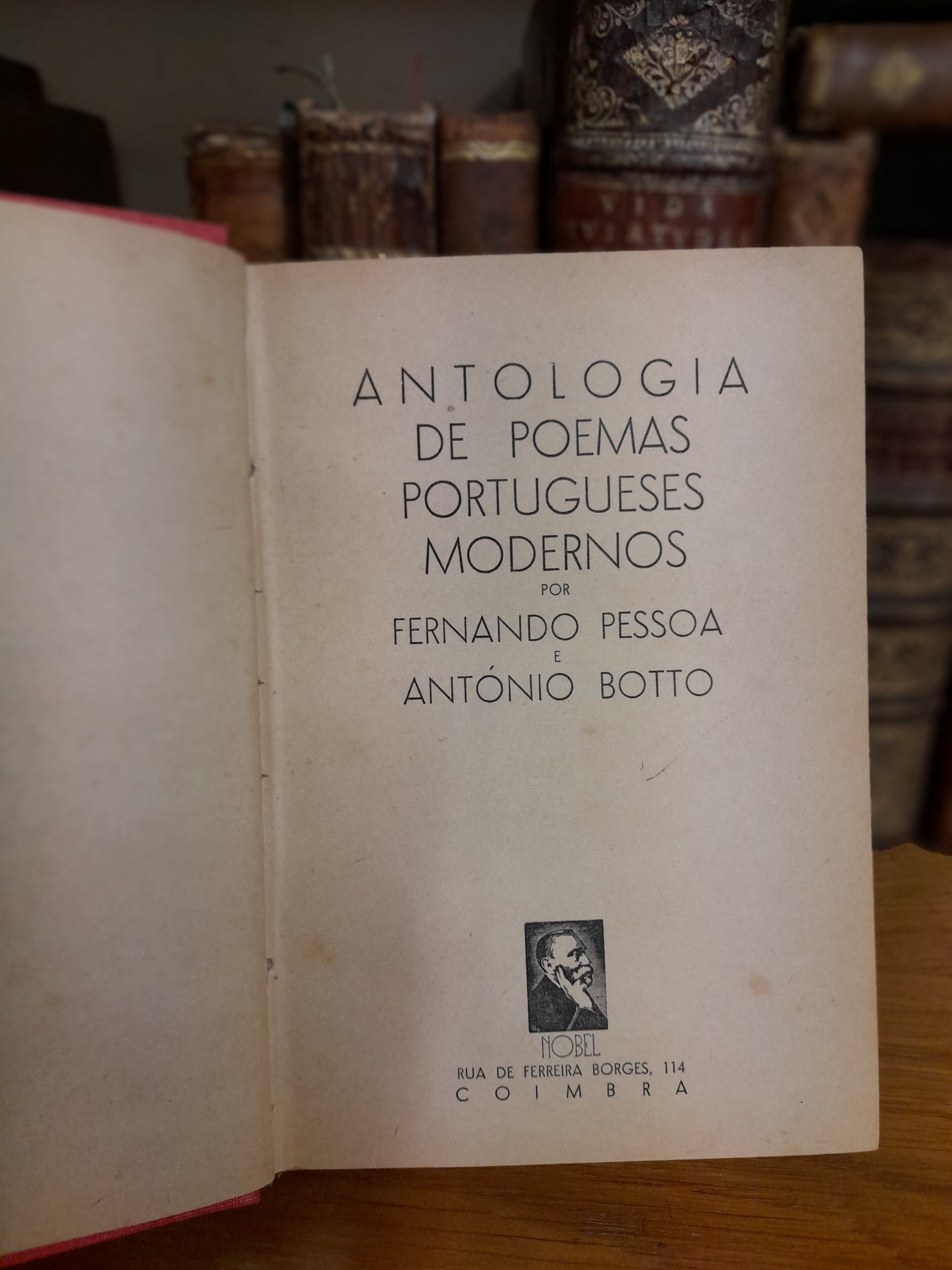 ANTOLOGIA DE POEMAS PORTUGUESES E MODERNOS