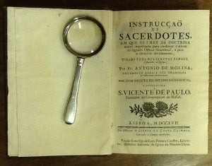 INSTRUCÇÃO/ DE/ SACERDOTES