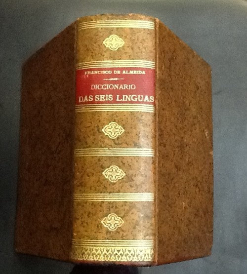 LE DICTIONNAIRE DES SIX LANGUES.