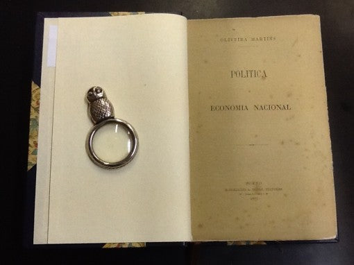 POLITICA E ECONOMIA NACIONAL