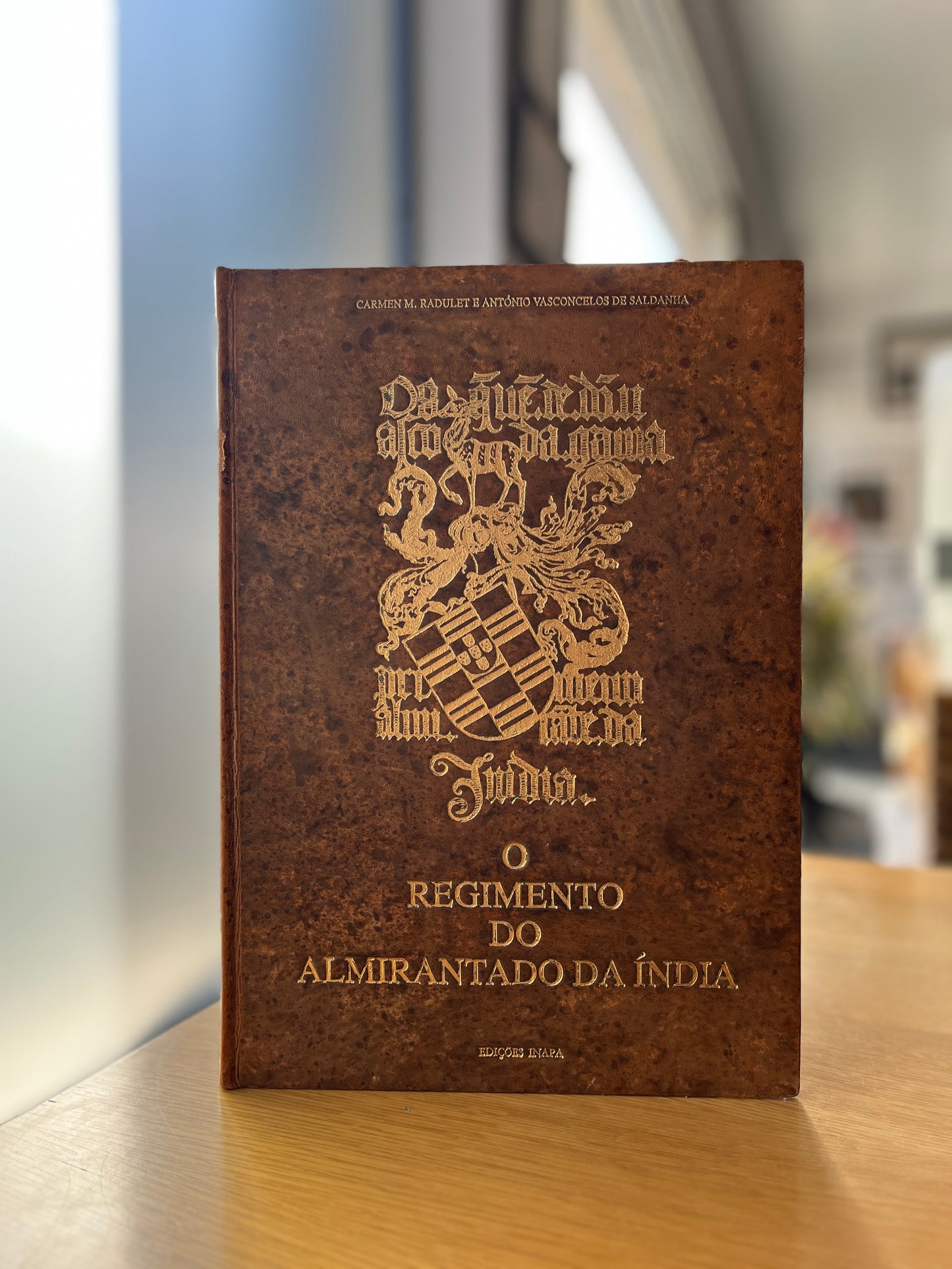 O REGIMENTO DO ALMIRANTADO DA ÍNDIA