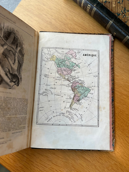 VOYAGES AUTOUR DU MONDE