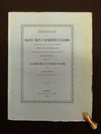 DESCRIPÇÃO DE ALGUNS SILEX E QUARTZITES LASCADOS