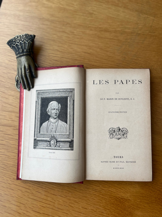 LES PAPES