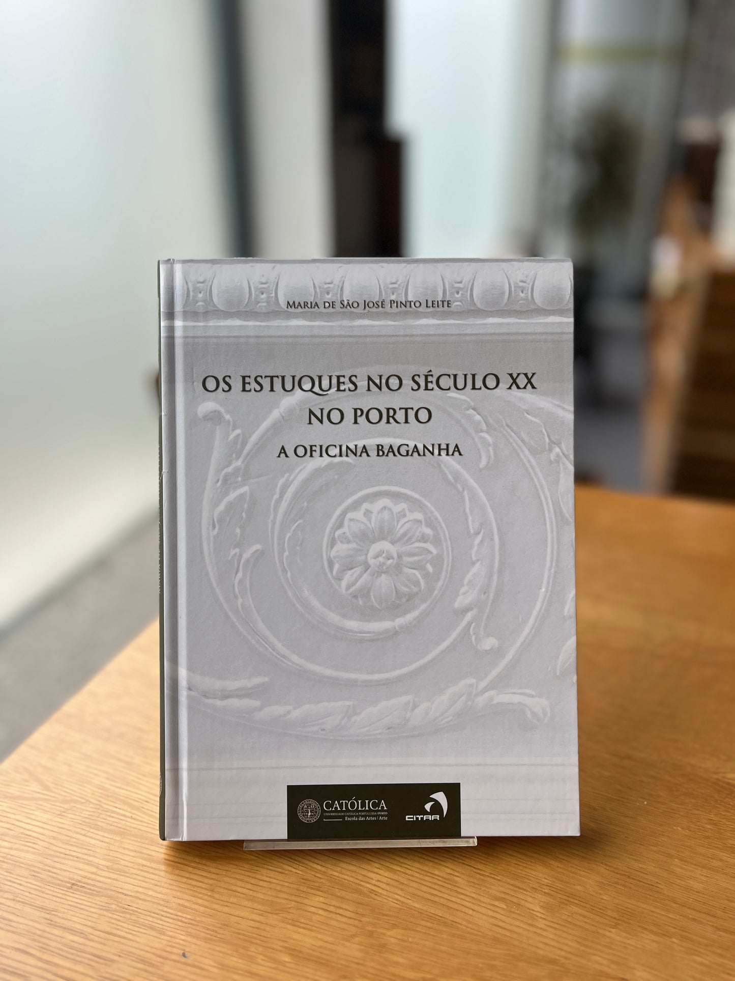 OS ESTUQUES NO SÉCULO XX NO PORTO