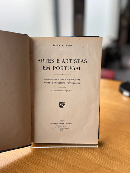 ARTES E ARTISTAS EM PORTUGAL