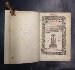 PHILONIUM./ EXCELLE[N]TISSIMI AC/ OPTIMIS QUIBUSQUE PRACTICAE MEDICINAE/ STUDIOSIS VIRIS LONGE VTILISSIMUM ET NECES/ SARIU[M] OPUS: QUOD PHILONIUM INSCRIBITUR:/ PRESTANTISSIMI NECNON CONSUMMATISSIMI/ MEDICI DOMINI VALESCI DE THARANTA:/ MULTOQ[UE]