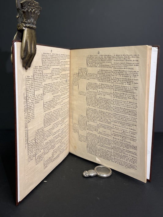 COLECÇÃO DE ARVORES DE COSTADO