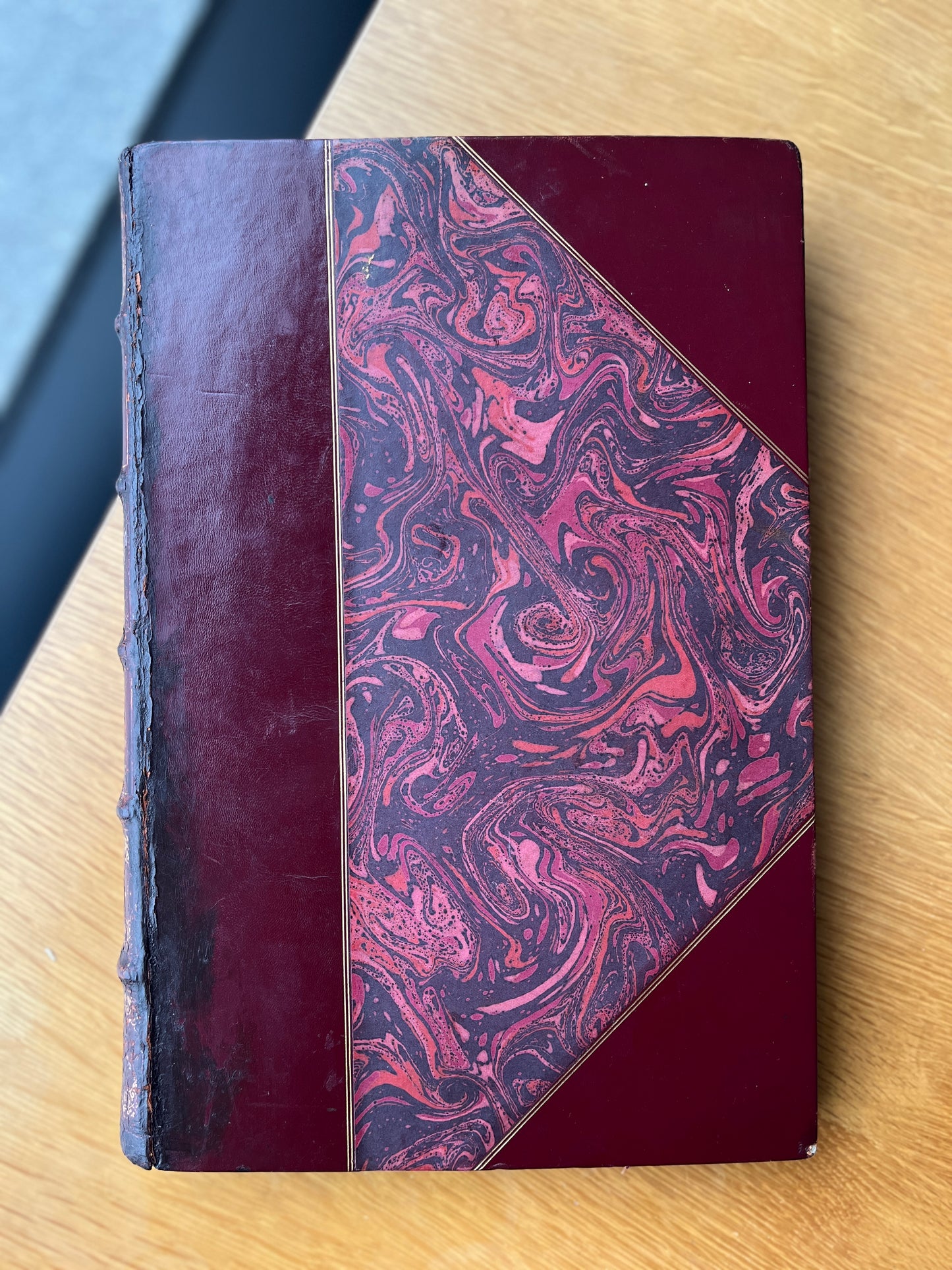 DESCENDENCIA DE S. M. EL-REI O SENHOR D. JOÃO VI