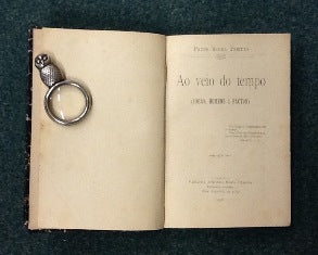 AO VEIO DO TEMPO