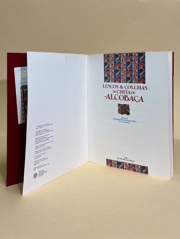 LENÇOS & COLCHAS DE CHITA DE ALCOBAÇA