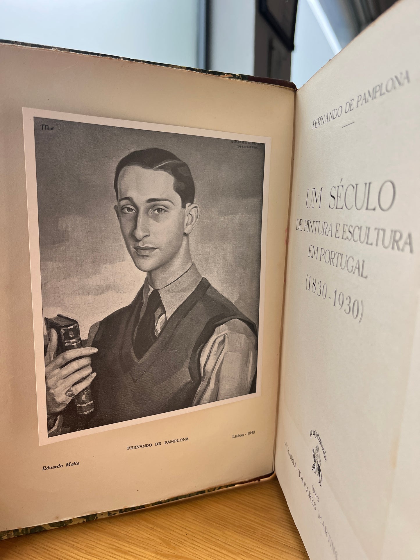 UM SÉCULO DE PINTURA E ESCULTURA EM PORTUGAL - (1830- 1930)