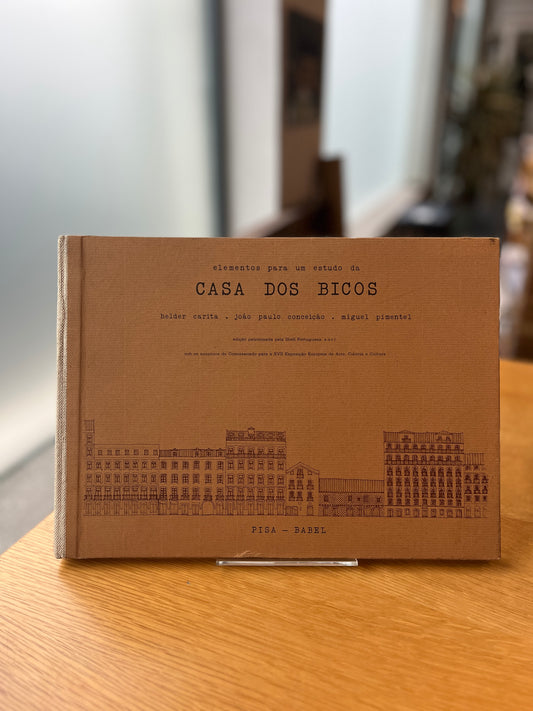 ELEMENTOS PARA UM ESTUDO DA CASA DOS BICOS