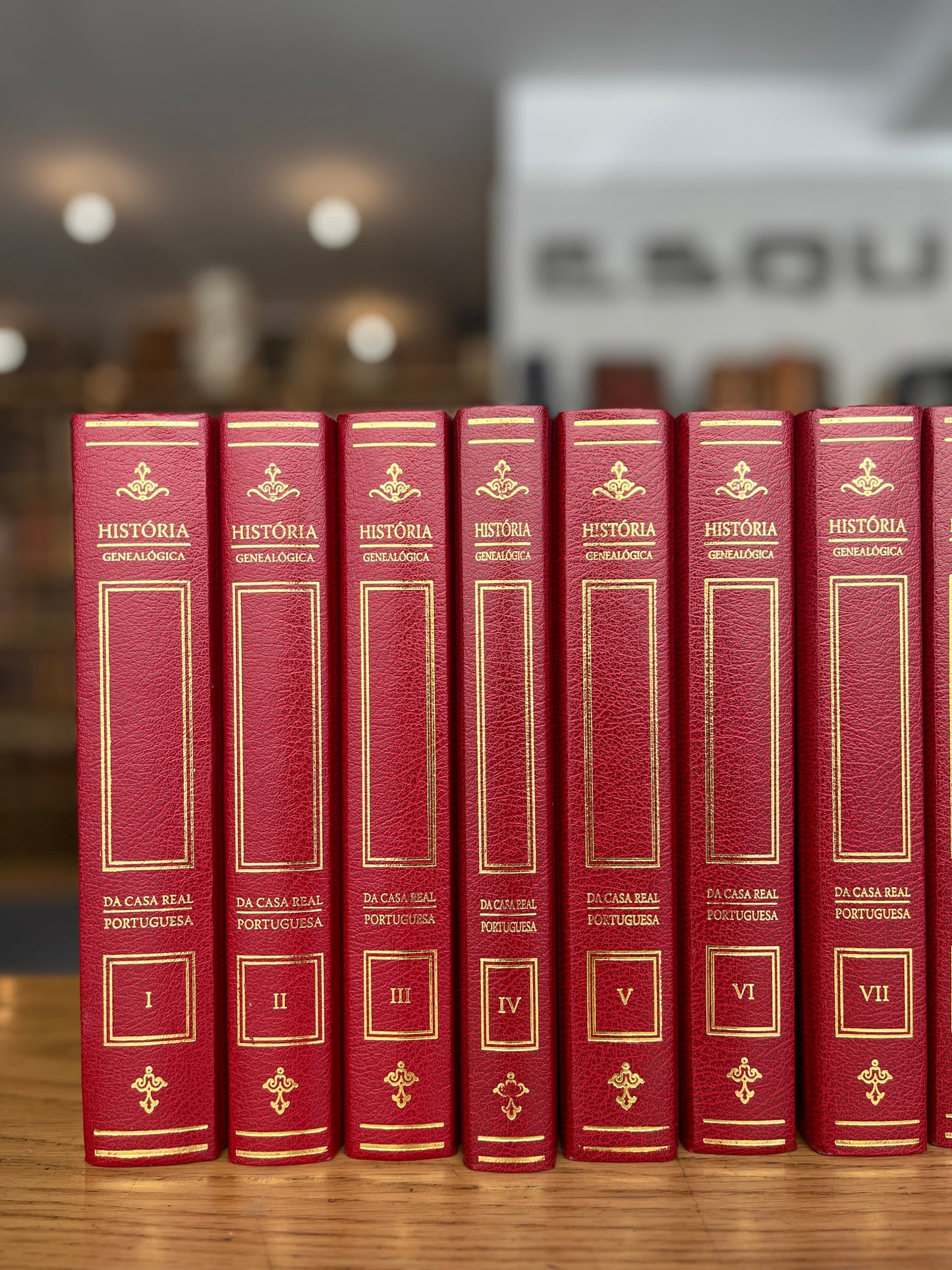 HISTÓRIA GENEALÓGICA DA CASA REAL PORTUGUESA