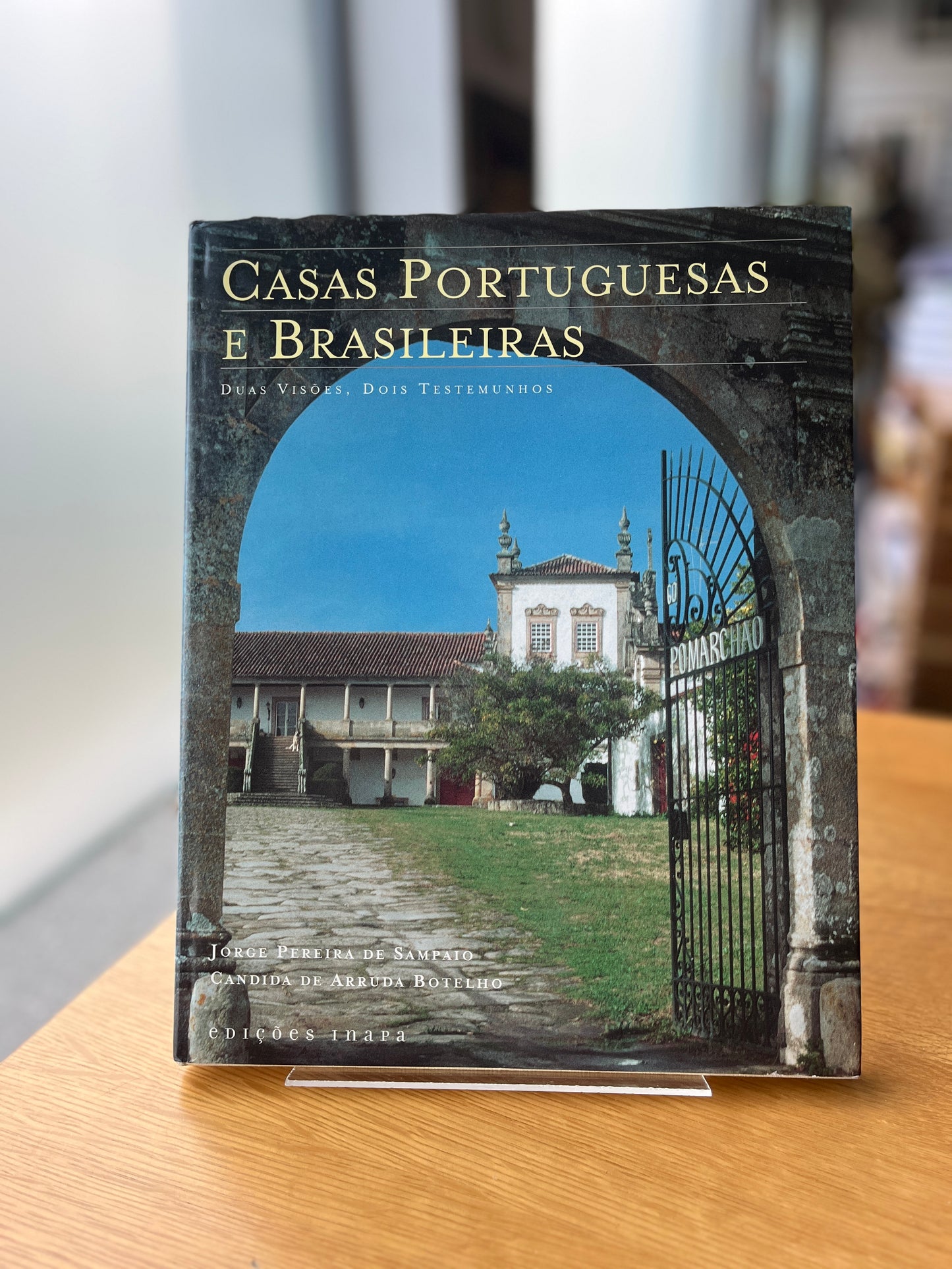 CASAS PORTUGUESAS E BRASILEIRAS