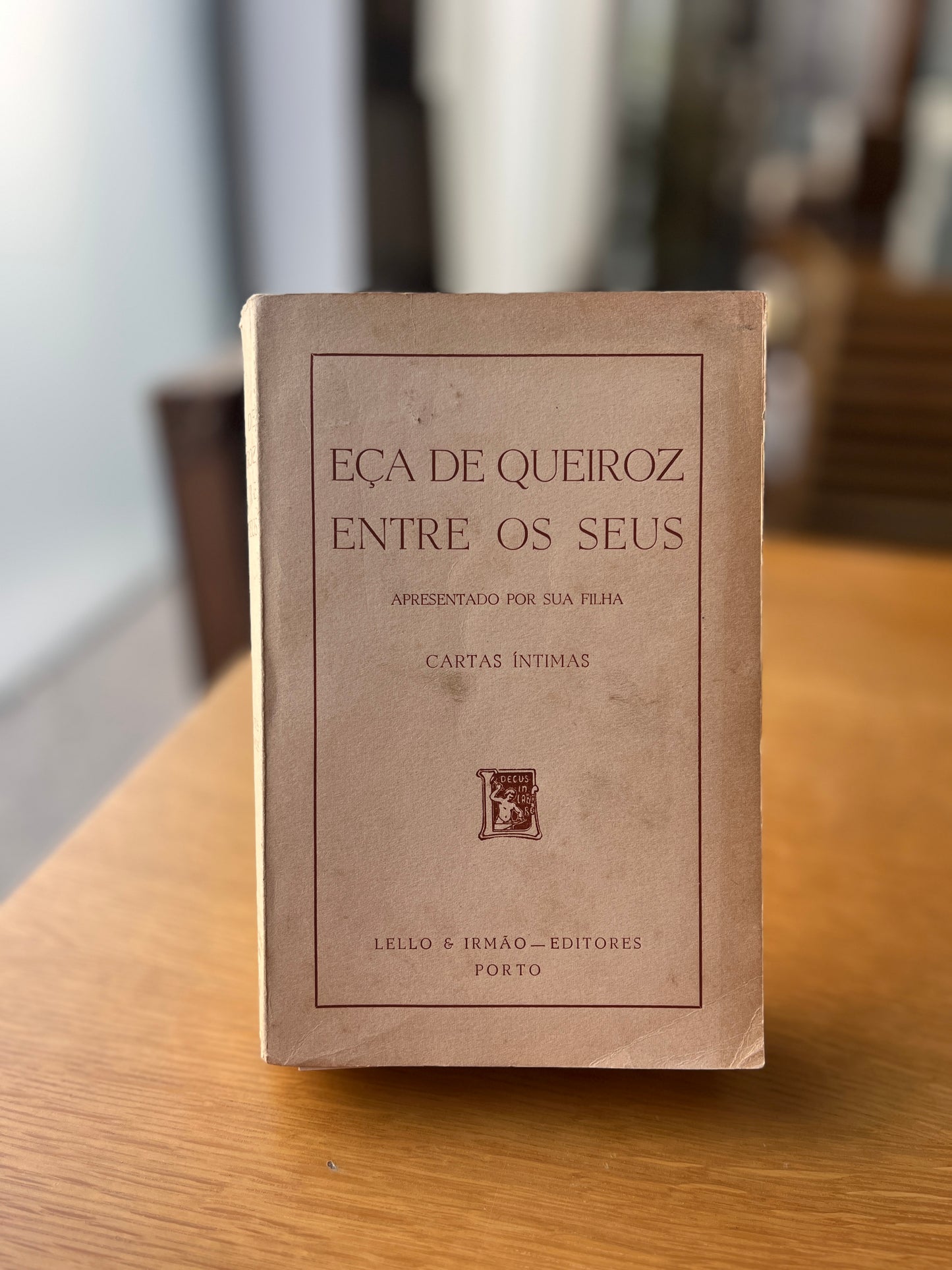 EÇA DE QUEIROZ ENTRE OS SEUS