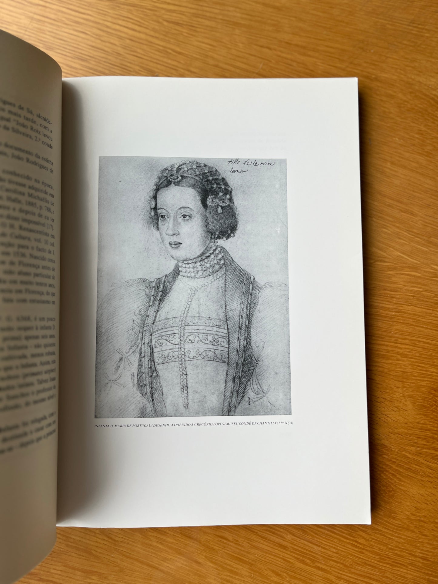 A INFANTA D. MARIA DE PORTUGAL (1521-1577) E AS SUAS DAMAS