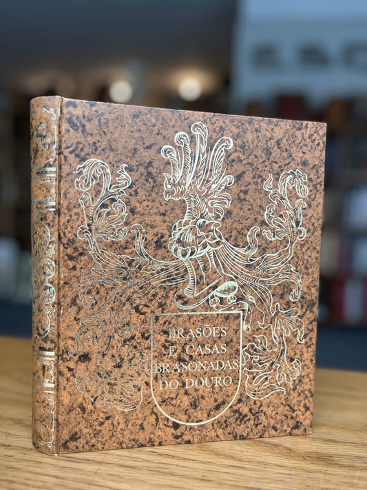 BRASÕES E CASAS BRASONADAS DO DOURO