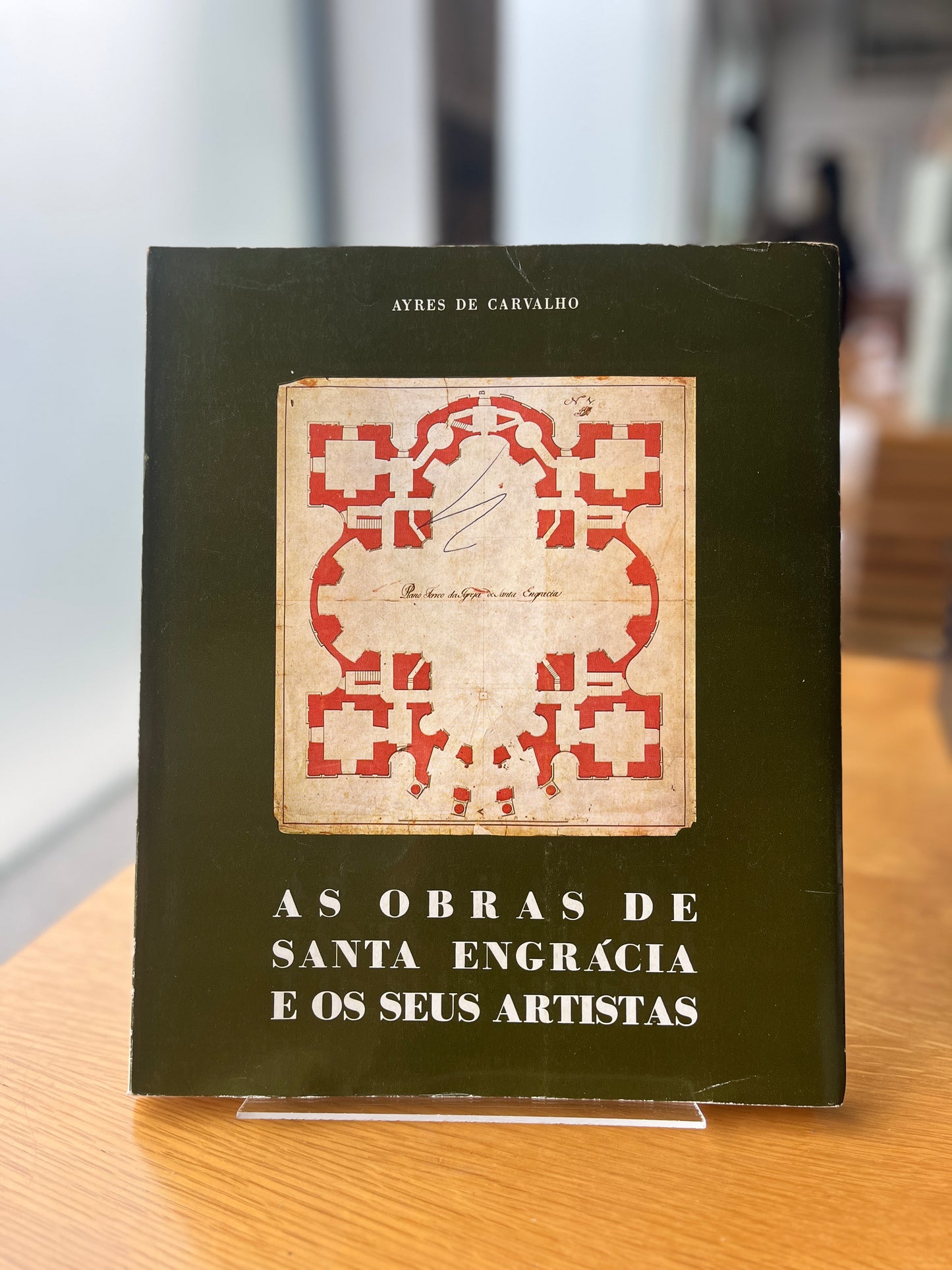 AS OBRAS DE SANTA ENGRÁCIA E OS SEUS ARTISTAS.