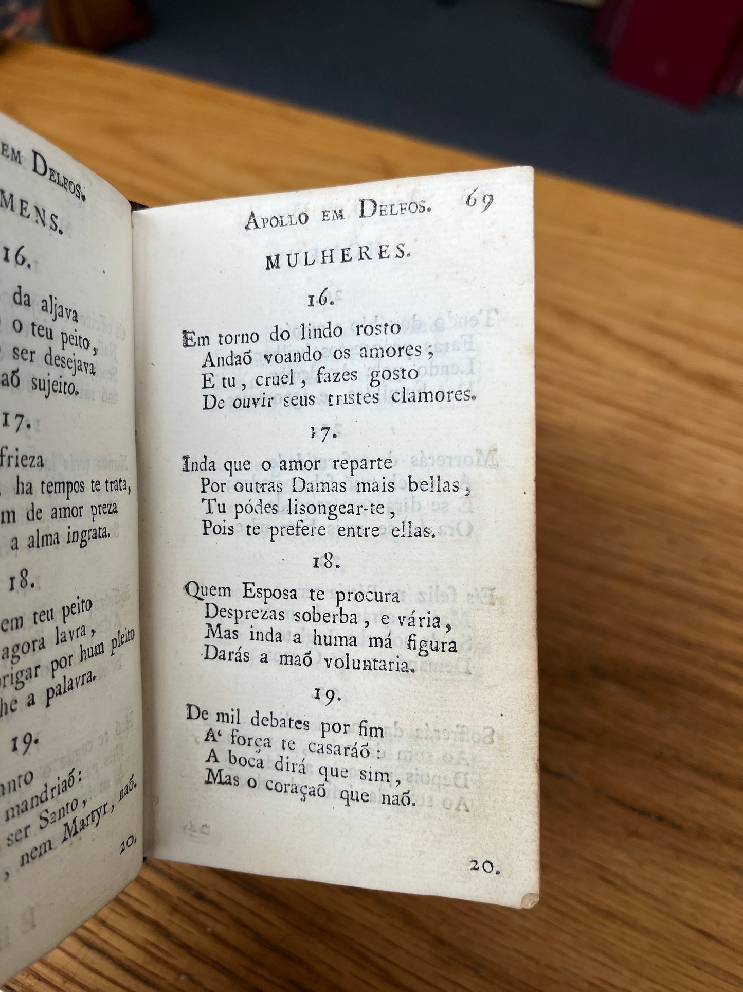 O IMPERIO DE APOLLO REPRODUZIDO