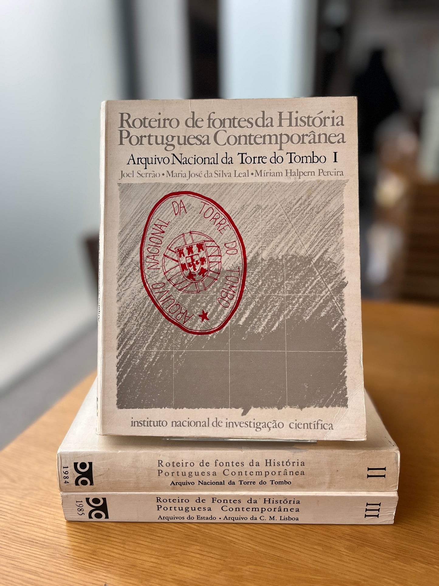 ROTEIRO DE FONTES DA HISTÓRIA PORTUGUESA CONTEMPORÂNEA 3 VOL.