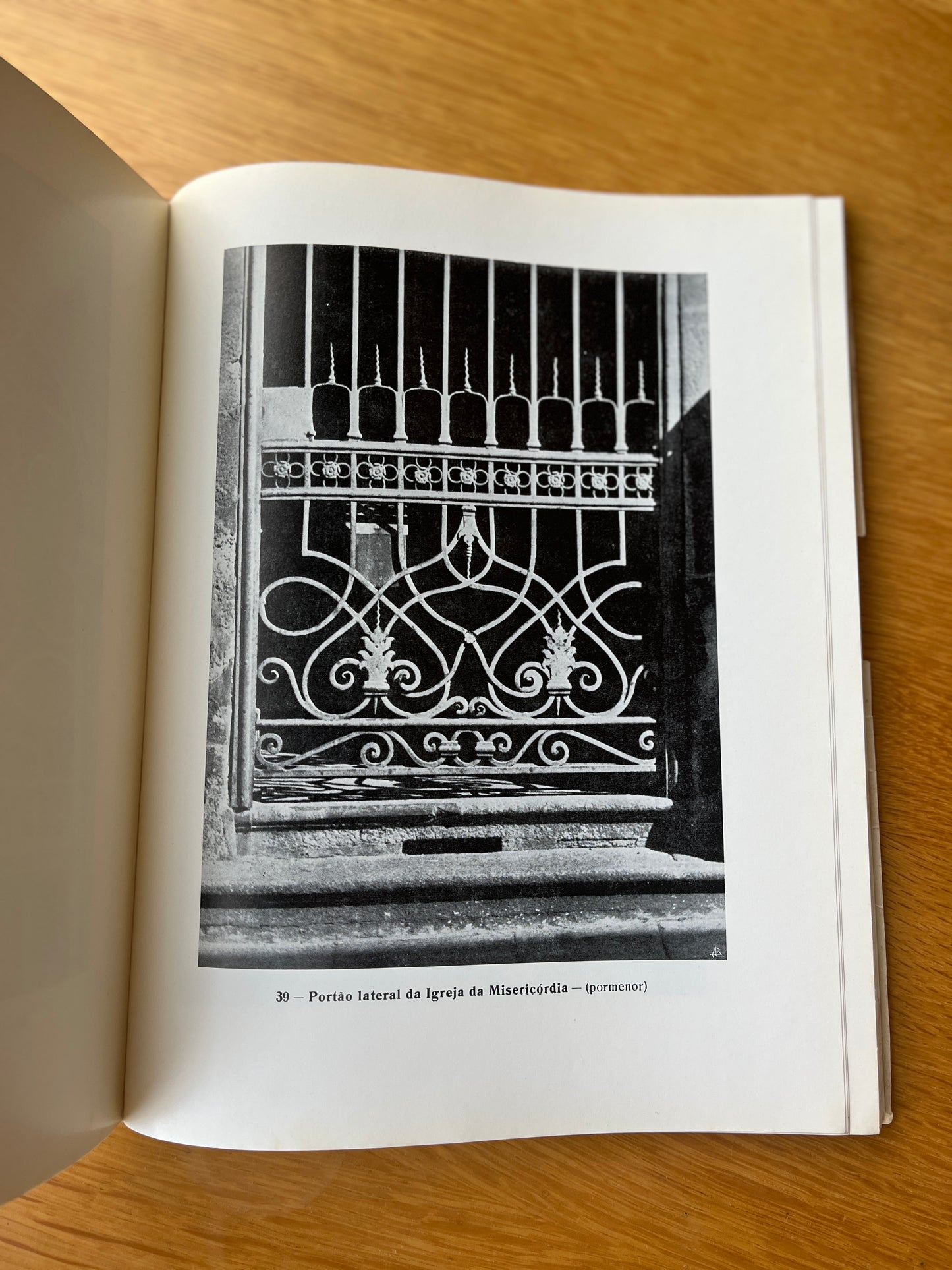 FERROS FORJADOS DO PORTO