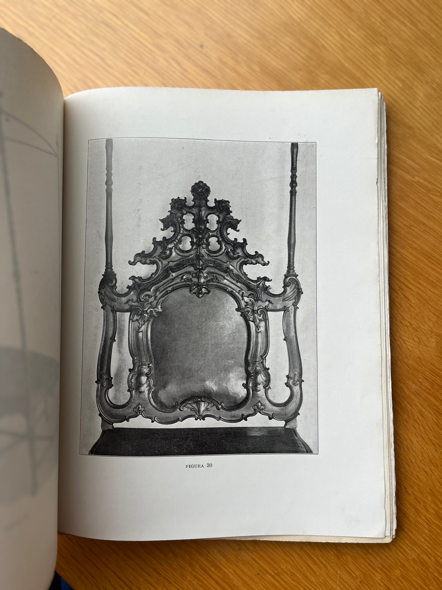 MOBILIÁRIO ARTÍSTICO PORTUGUÊS VOL. I - LAMEGO
