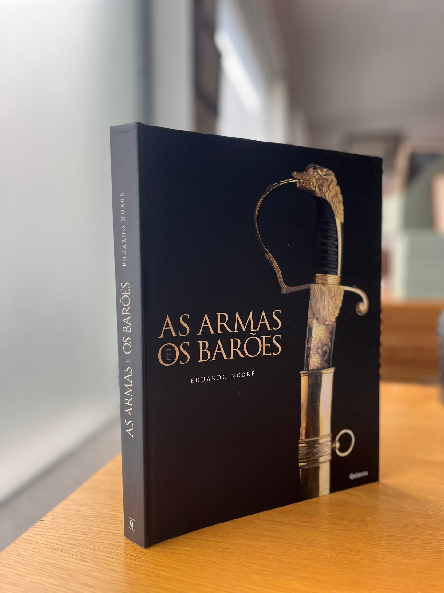 AS ARMAS E OS BARÕES