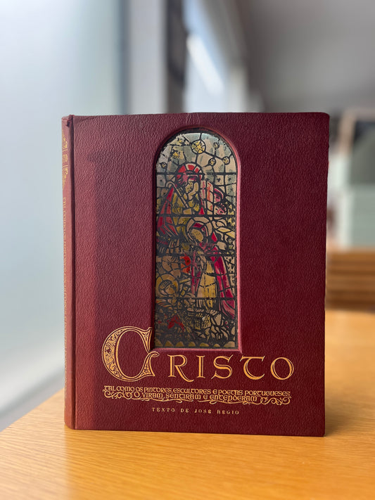 CRISTO, TAL COMO OS PINTORES, ESCULTORES E POETAS PORTUGUESES O VIRAM