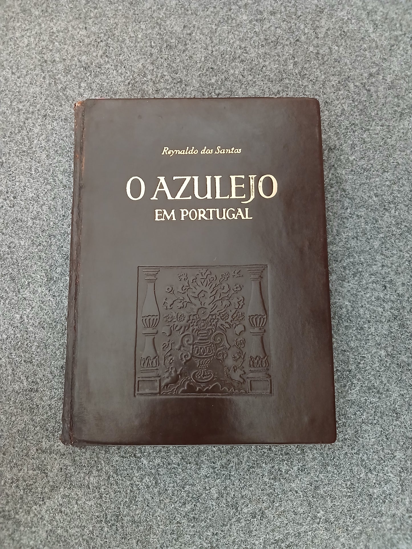 O AZULEJO EM PORTUGAL